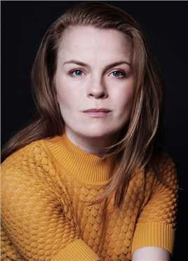 荒野生存托马斯的女朋友