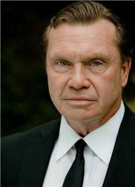 终极悍将Jack McCool