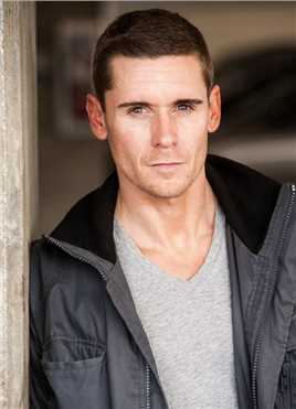 活宝斗恶鬼第一季Agent Kurt Checker