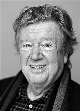 百岁老人跷家去尤里乌斯