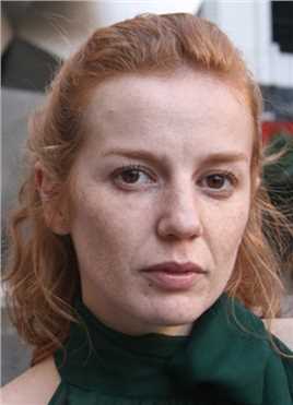 以眼还眼的扮演者是玛丽雅·瓦兹盖兹