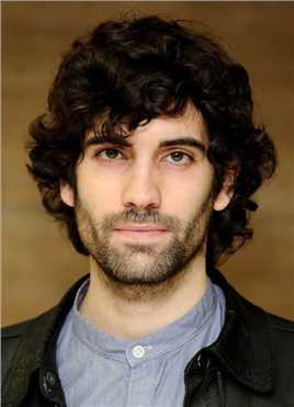 以眼还眼的扮演者是塔马·诺瓦斯