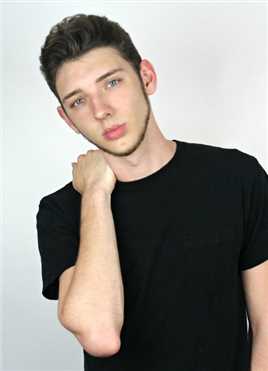 神奇四侠2015Baxter Student