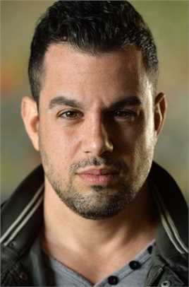 深海浩劫Andrea's Boyfriend的扮演者是伊安·斯鲁洛维茨