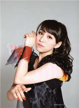 三色堇西胁绫香