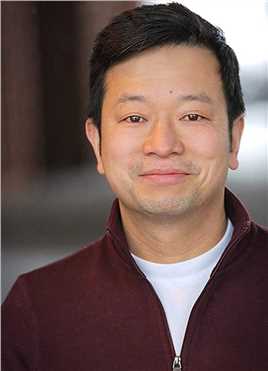 幸运的奶奶 Little Handsome