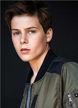 黑暗之地Justin Zeigler