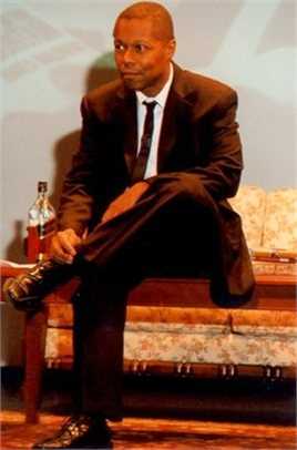 双面女蝎星Computer Instructor