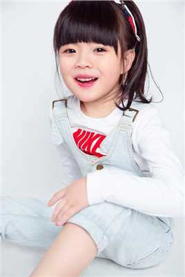 拾光里的我们陆珈童年