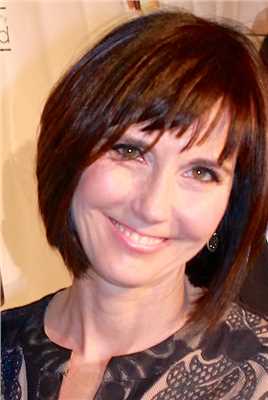 世界上最伟大的父亲Make-Up Woman