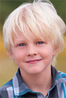 最后的女巫猎人Boy on Plane