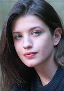 烈爱交易“Nina”