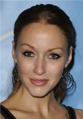 杀手信徒第一季Molly