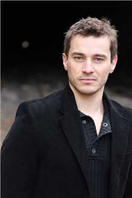 暴力街区13：终极警察控制中心的警察