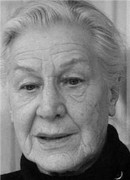 帝国的毁灭Herself (archive footage) (uncredited)