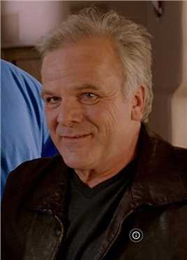 柏林情报站第一季Hans Richter