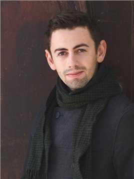 亲吻亭Nathan Lynn