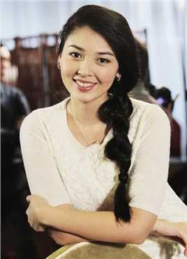 铁血一千勇士的扮演者是Aliya Telebarisova