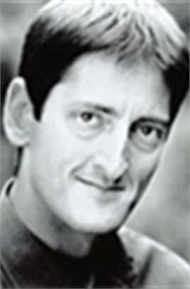 远大前程Cousin Raymond