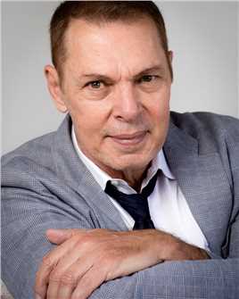 独立之日Sal Landi