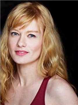 死寂逃亡 Woman in Car