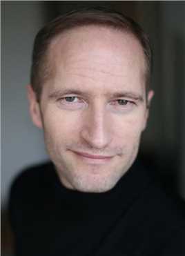 黑色闪电Starter Franz Miller