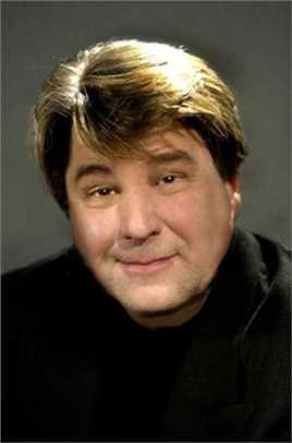 中间人克里斯托弗·杨