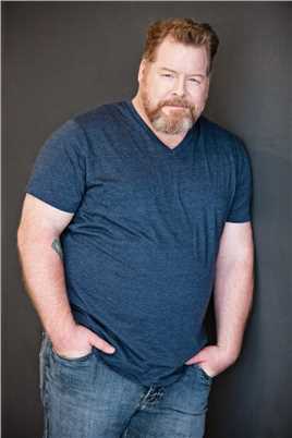 超人：钢铁之躯Man in Bar