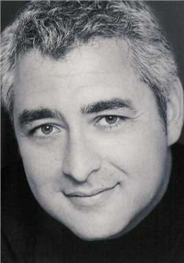 汉娜的驱魔Morgue Employee