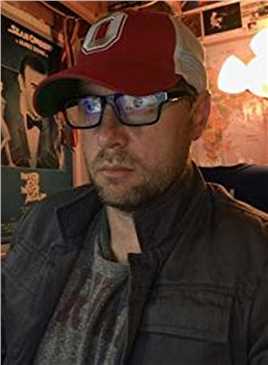 惊声尖叫2Tackled Cell Phoner