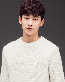 住在我家的男人朴俊