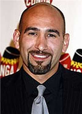 无处为家Cesar (as Jason Manuel Olazãbal)