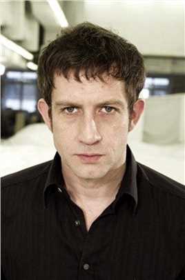 元首偷走了粉兔子罗伯特·斯坦因