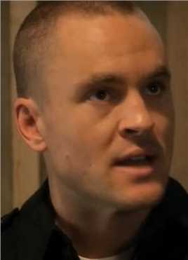 变形金刚Sonar Man (uncredited)