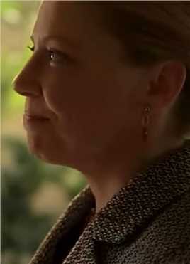 变形金刚Russian Female Bartender