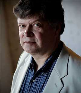 变形金刚Chicago Pedestrian (uncredited)