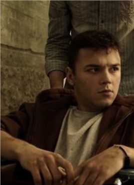 变形金刚Teen Heist Leader (uncredited)