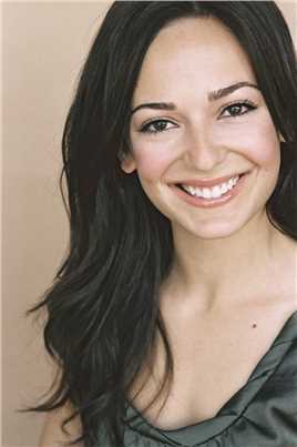 你从未在此乔的母亲（年轻时）