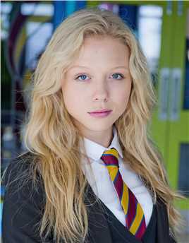 超能泰坦Rayenne Gorski