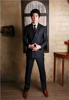 愤怒的黄牛铡刀