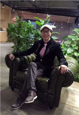 万能图书馆颁奖人