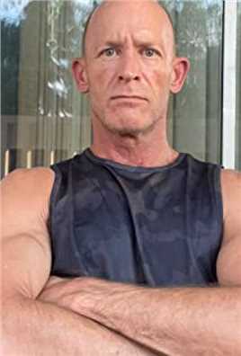 谷粒Firefighter #2 (uncredited)