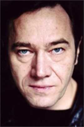 非法入境海军上尉