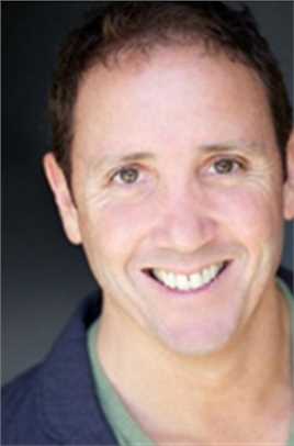 超凡蜘蛛侠Lab Technician (uncredited)