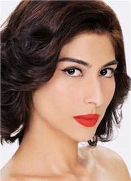 拉合尔茶馆的陌生人Bina