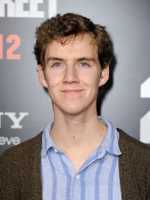 新邻里联防Teenage Announcer