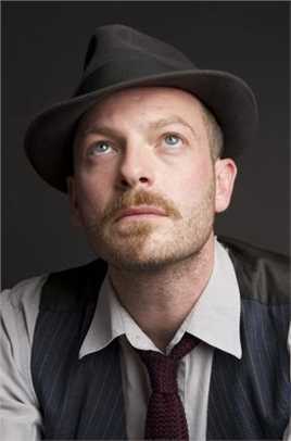 菲利普船长Sub Lieutenant P. Ashton