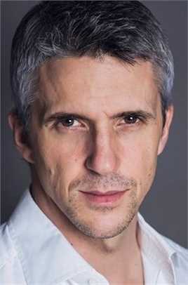 菲利普船长US Maritime Officer