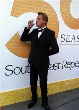 寻找伴郎Brides family