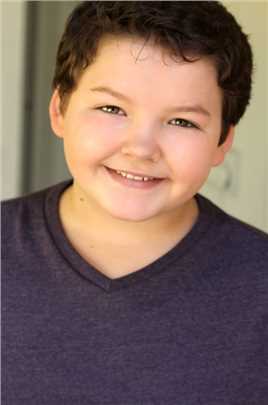 杰茜驾到第一季Young Schmidt